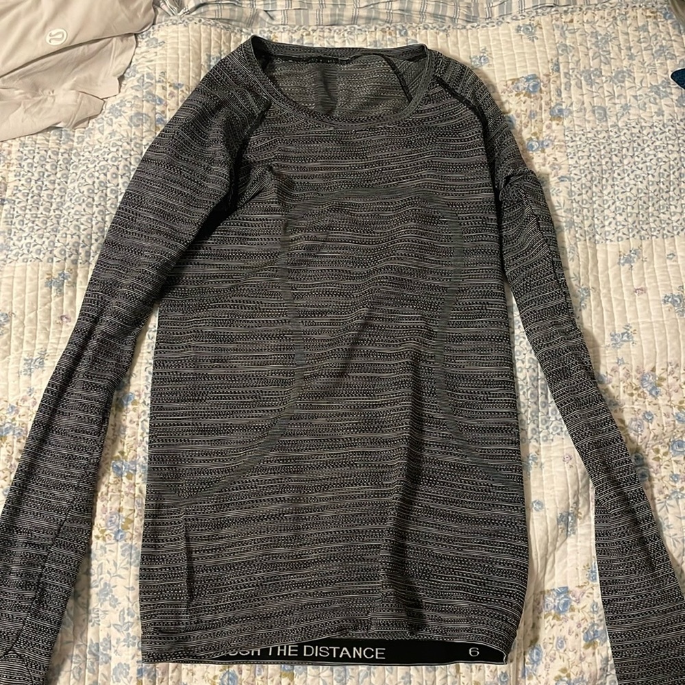 Lululemon Swiftly Tech Long-Sleeve Tee Shirt